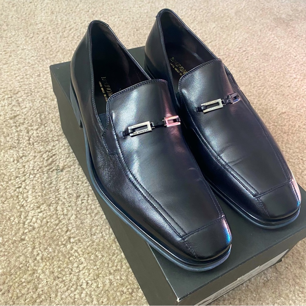 Bruno Magli RAGLAN Black Leather Dress Shoes Size 9